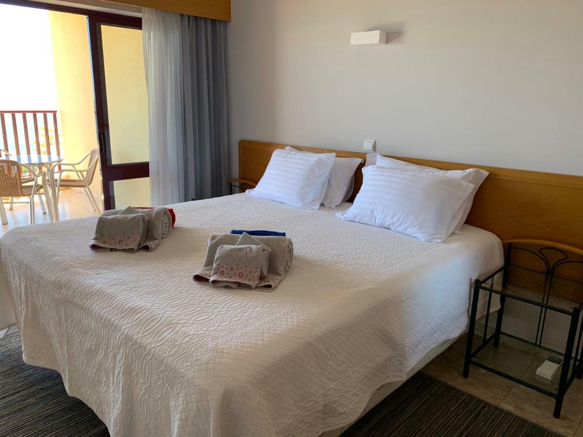 Panoramic Apartment In Portimao: Ocean View, Wifi Exterior photo