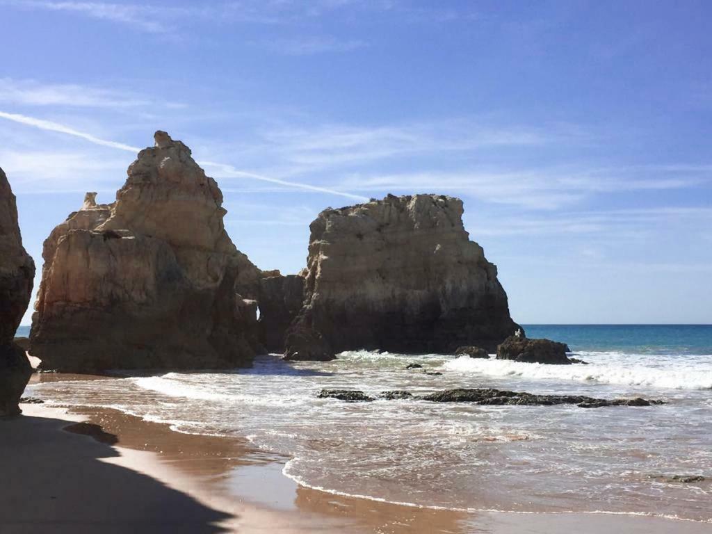 Panoramic Apartment In Portimao: Ocean View, Wifi Exterior photo